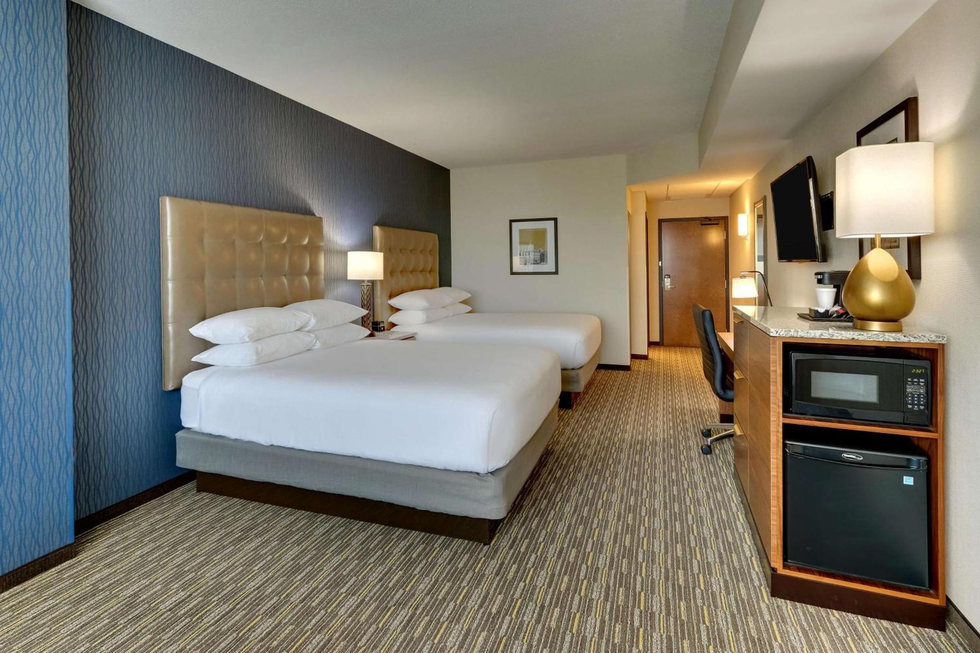 Drury Inn & Suites Lafayette In Eksteriør billede